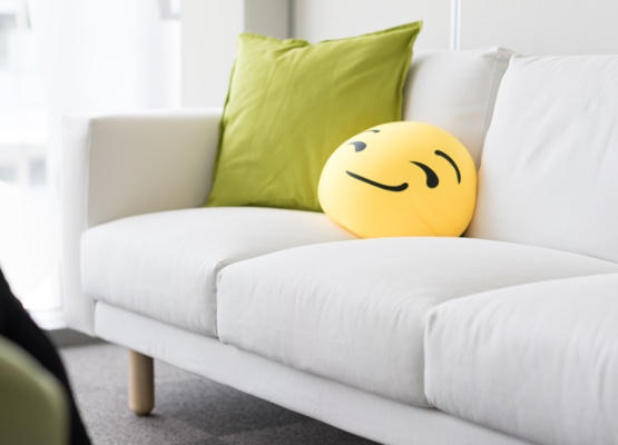 Emoji on a couch